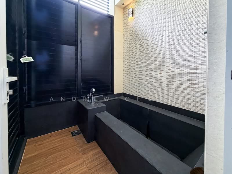 3-storey Terraced House for Sale in Tanjung Tokong (Penang) - Andrew Chong - Bathroom - PropertyGuru.com.my