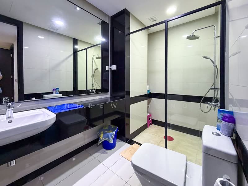 3-storey Terraced House for Sale in Tanjung Tokong (Penang) - Andrew Chong - Bathroom - PropertyGuru.com.my