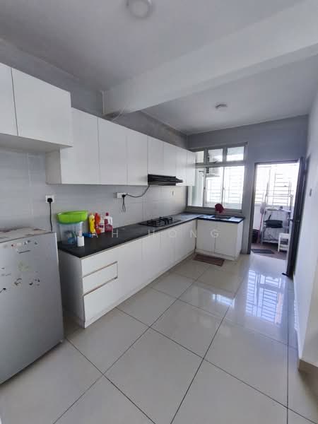 Servis Apartment untuk Disewa di Larkin Heights - Ah Hong - PropertyGuru.com.my