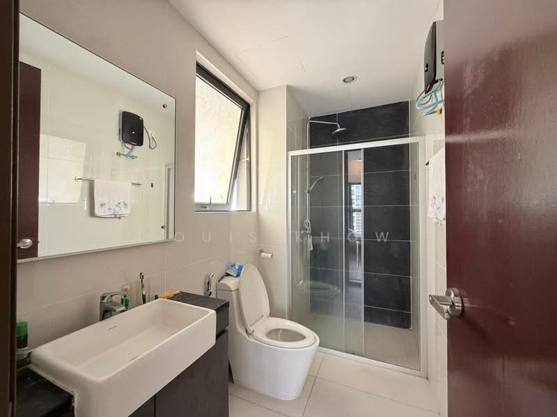 Kondominium untuk Dijual di Amberside @ Country Garden Danga Bay - Louis Khow - PropertyGuru.com.my