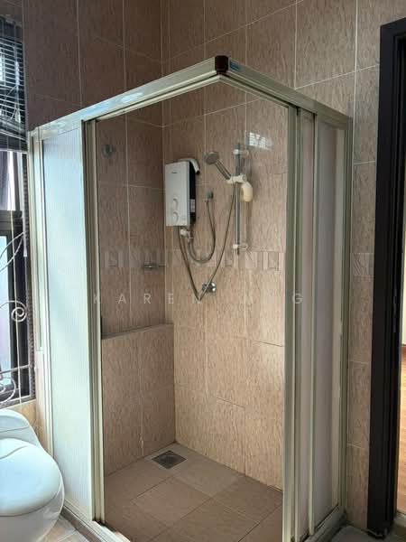 Semi-Detached House for Sale in Taman Yarl (Jalan Klang Lama (Old Klang Road)) - Karen Ong - PropertyGuru.com.my