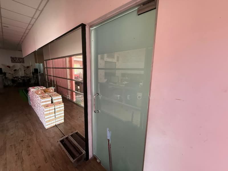 Shop for Sale in Bandar Seri Alam (Masai) - Ruby Teow - Interior - PropertyGuru.com.my