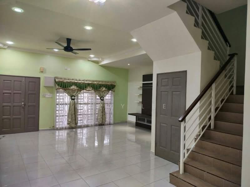 2-storey Terraced House for Sale in Sitiawan (Perak) - Beeky Lee - Living Room - PropertyGuru.com.my