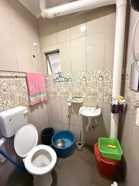 Rumah Teres 2 Tingkat untuk Dijual di Bandar Bukit Beruntung (Bukit Beruntung) - Tom Yip - Bathroom - PropertyGuru.com.my