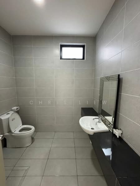 Rumah Kluster untuk Disewa di Bandar Cemerlang (Ulu Tiram) - Chris Liew - Bathroom - PropertyGuru.com.my
