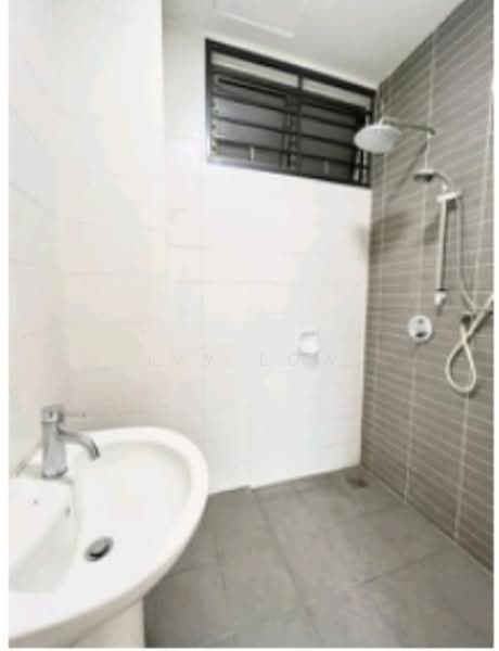 Service Residence for Rent at Palazio - Ivy Low - Bathroom - PropertyGuru.com.my