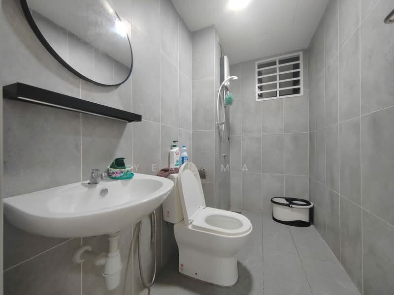 Kondominium untuk Disewa di Avia Plus, Bandar Country Homes - Yean Ma - Bathroom - PropertyGuru.com.my