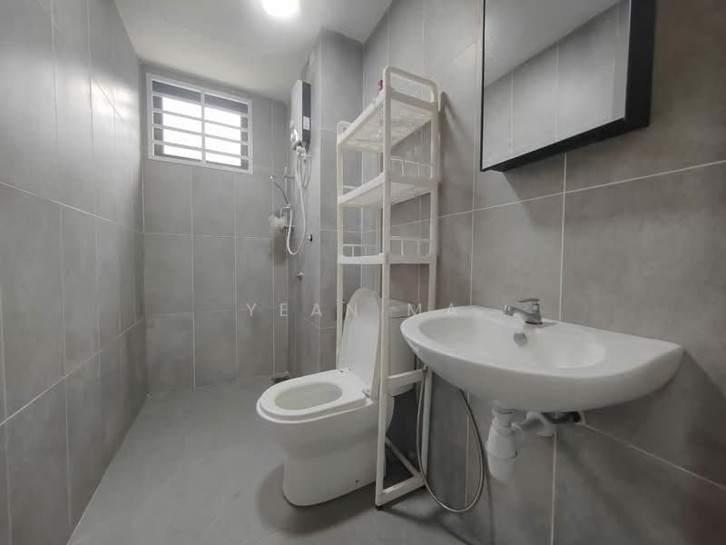 Kondominium untuk Disewa di Avia Plus, Bandar Country Homes - Yean Ma - Bathroom - PropertyGuru.com.my
