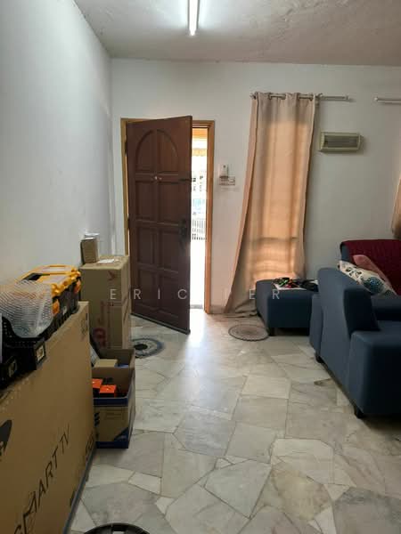2-storey Terraced House for Sale in Bandar Menjalara (Kuala Lumpur) - Eric Per - Living Room - PropertyGuru.com.my