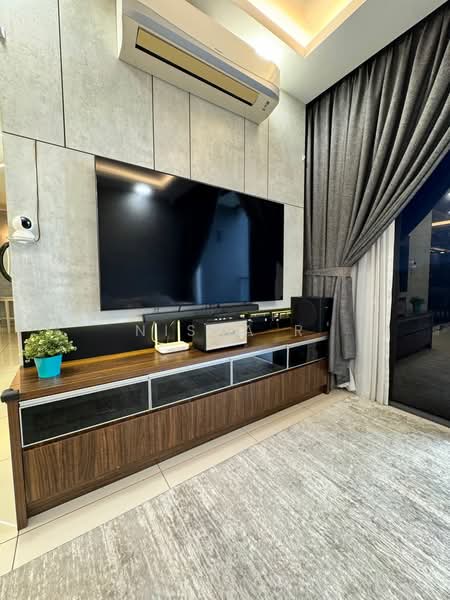 Kondominium untuk Dijual di LakePark Residence @ KL North - Nisha R - Living Room - PropertyGuru.com.my