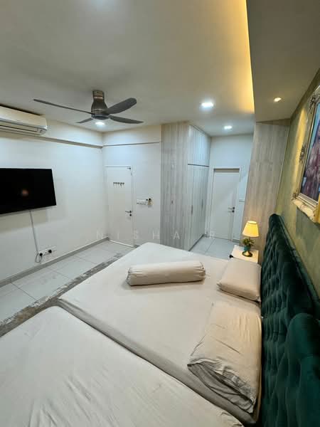 Kondominium untuk Dijual di LakePark Residence @ KL North - Nisha R - Bedroom - PropertyGuru.com.my