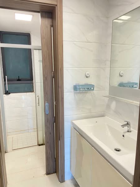 Pangsapuri untuk Disewa di Starview Bay @ Forest City - Alex Cheah - Bathroom - PropertyGuru.com.my