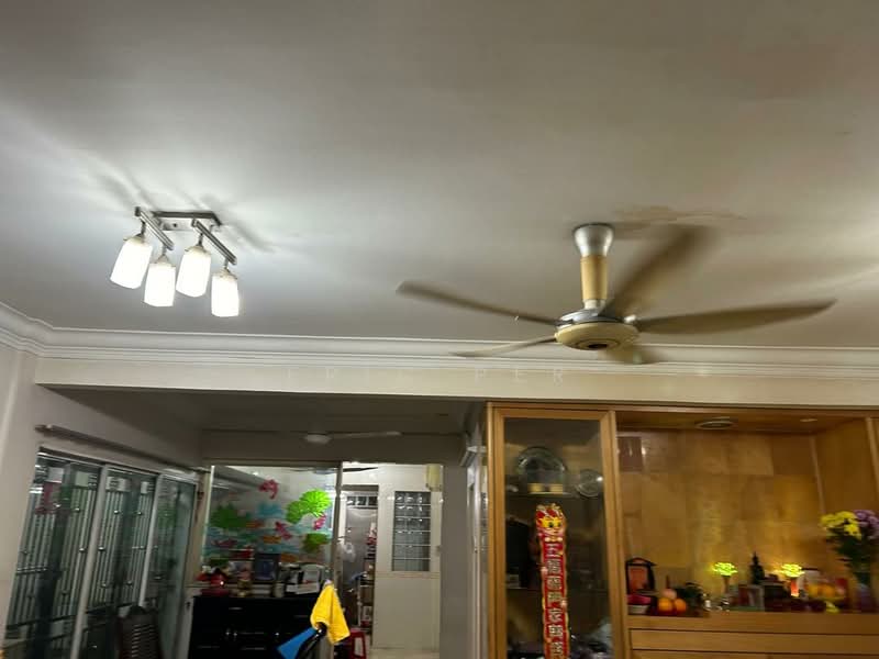 Rumah Teres 2 Tingkat untuk Dijual di Taman Megah Kepong (Kepong) - Eric Per - Living Room - PropertyGuru.com.my