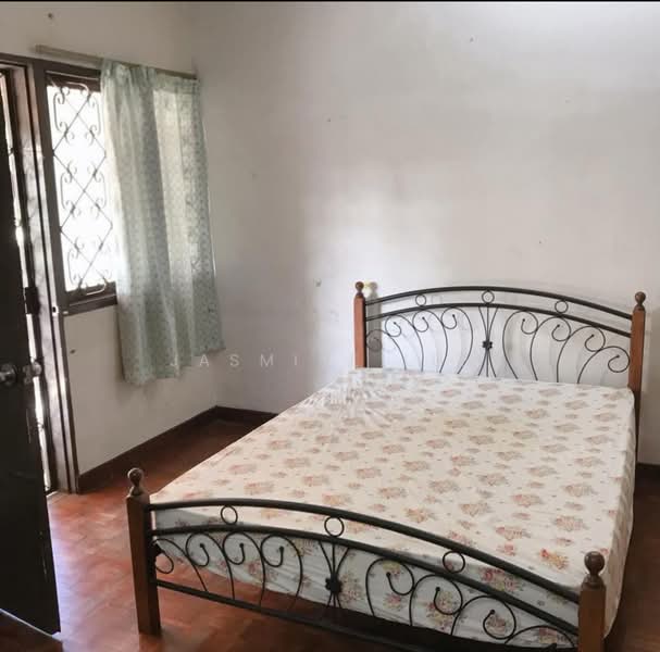 Rumah Teres 2 Tingkat untuk Disewa di SS2 (Petaling Jaya) - Jasmine Lee - Bedroom - PropertyGuru.com.my