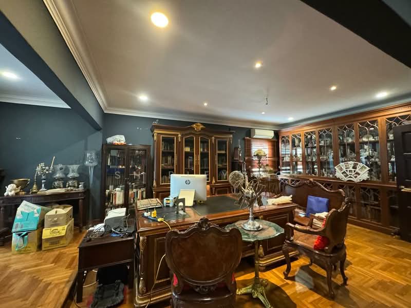 Rumah Berkembar untuk Dijual di Seksyen 17 (Petaling Jaya) - Shirley Ng - Study - PropertyGuru.com.my