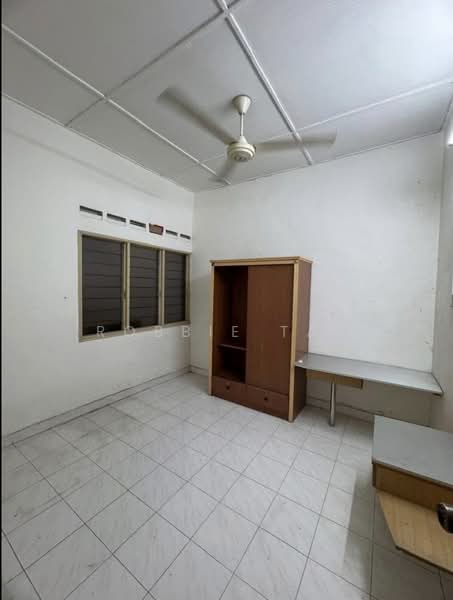 1-storey Terraced House for Rent in Taman Johor Jaya (Johor Bahru) - Robbie Tan - Interior - PropertyGuru.com.my