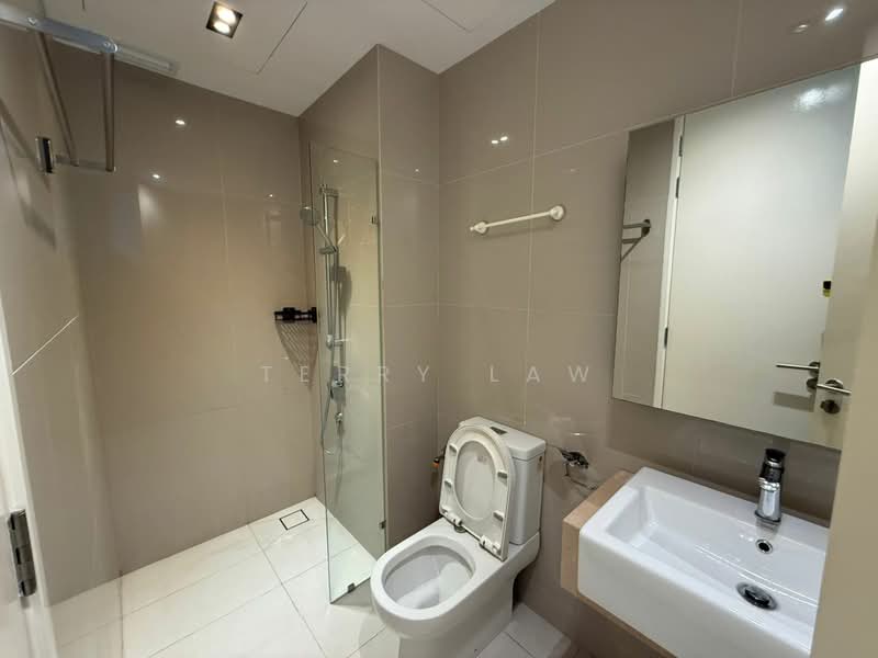 Servis Apartment untuk Disewa di Southlink - Terry Law - Bathroom - PropertyGuru.com.my