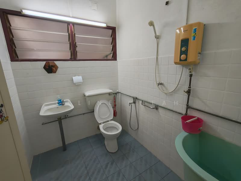 Semi-Detached House for Sale in Pulau Tikus (Penang) - Celine Cheah - Bathroom - PropertyGuru.com.my