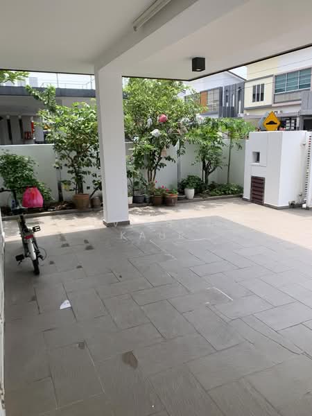 2.5-storey Terraced House for Sale in Taman Putra Prima (Puchong) - Suviender Kaur - Exterior - PropertyGuru.com.my