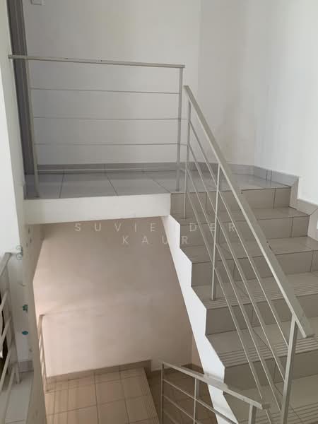 2.5-storey Terraced House for Sale in Taman Putra Prima (Puchong) - Suviender Kaur - Interior - PropertyGuru.com.my