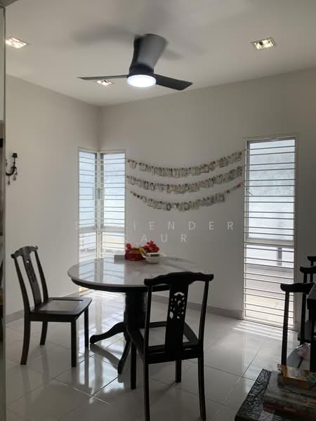 2.5-storey Terraced House for Sale in Taman Putra Prima (Puchong) - Suviender Kaur - Dining Room - PropertyGuru.com.my