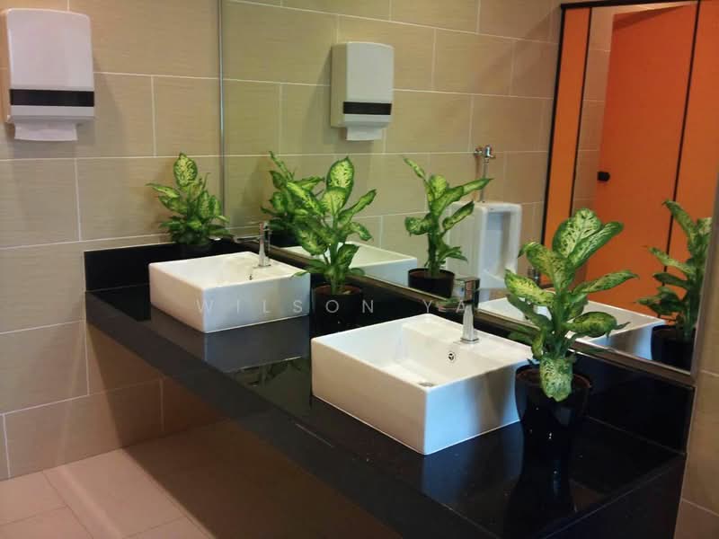 Shop / Office for Rent in Bandar Puteri Puchong (Puchong) - Wilson Yap - Bathroom - PropertyGuru.com.my