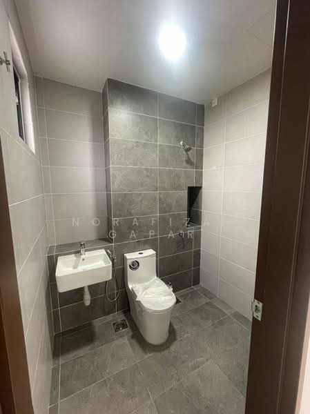 Rumah Teres 2 Tingkat untuk Dijual di Sepang (Selangor) - NoraFizah Gapar - Bathroom - PropertyGuru.com.my