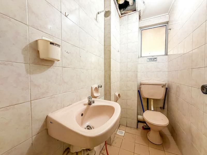 Apartment for Sale at Baiduri Apartment - Amzar Faiz - PropertyGuru.com.my