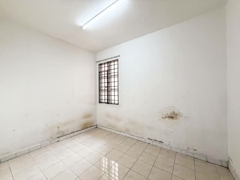 Apartment for Sale at Baiduri Apartment - Amzar Faiz - PropertyGuru.com.my