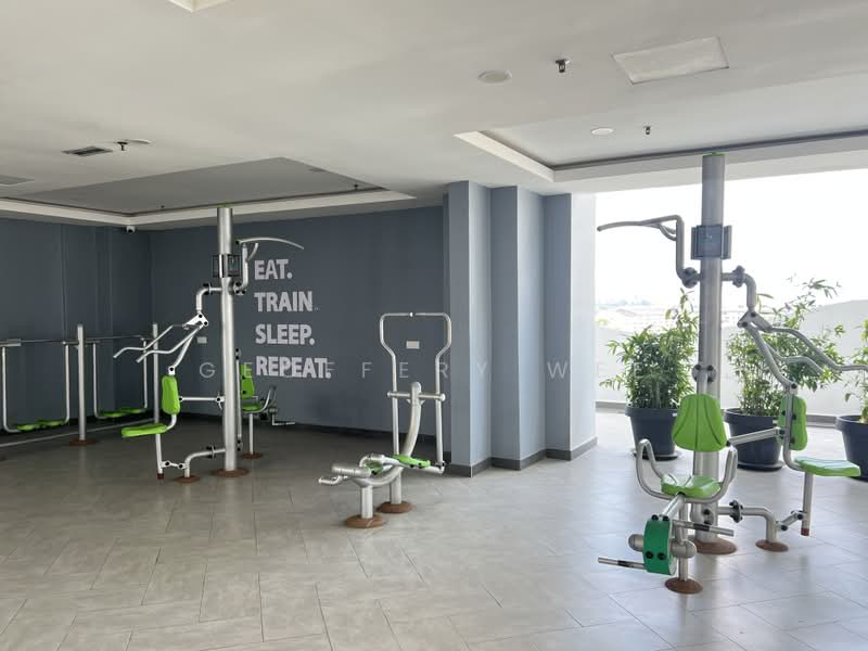 Servis Apartment untuk Disewa di The Wave Residence - Geoffery Wee - Gym - PropertyGuru.com.my