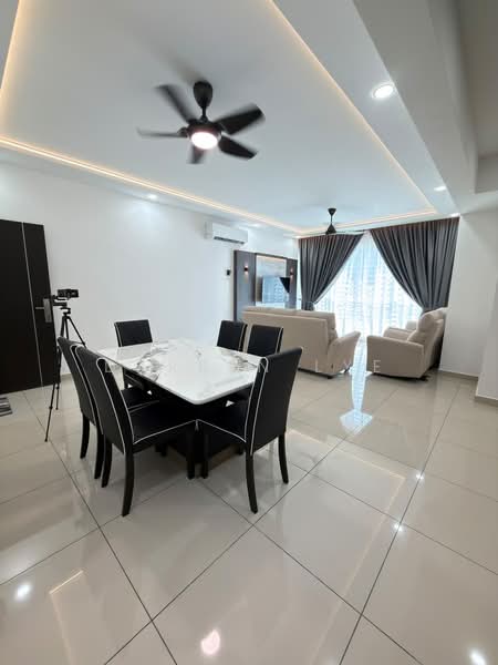Kondominium untuk Disewa di Emerald Residence - Darren Lye - Living Room - PropertyGuru.com.my