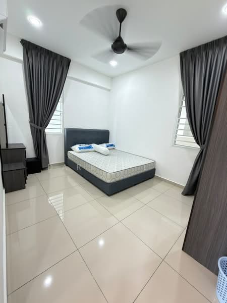 Kondominium untuk Disewa di Emerald Residence - Darren Lye - Bedroom - PropertyGuru.com.my