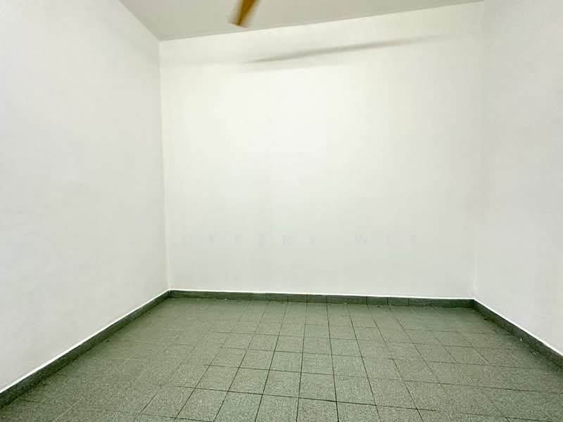 Rumah Teres 2 Tingkat untuk Disewa di Taman Cheng Utama (Cheng) - Geoffery Wee - Interior - PropertyGuru.com.my