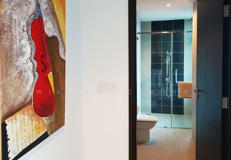 Kondominium untuk Disewa di Gurney Paragon - William KC Wong - Bathroom - PropertyGuru.com.my