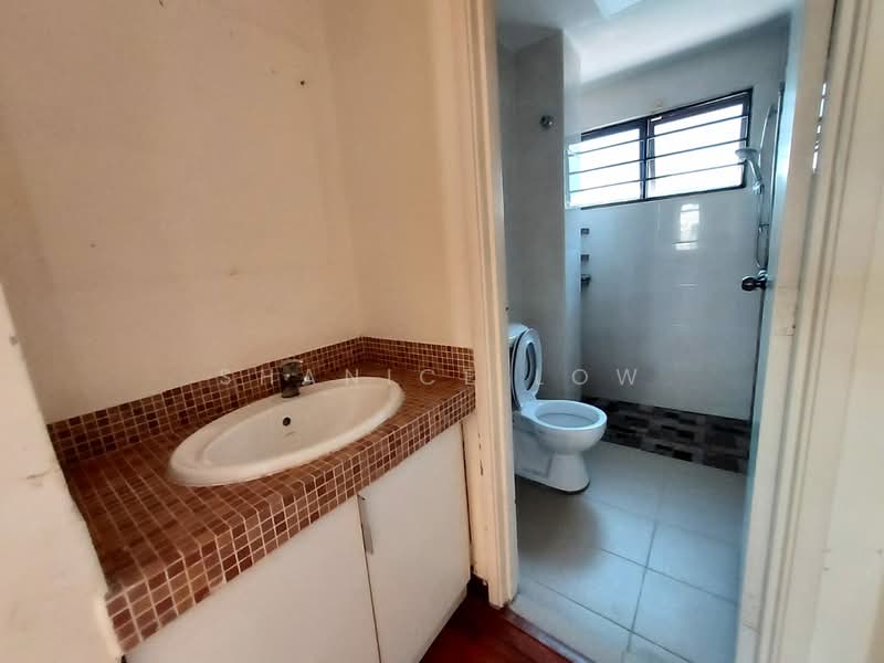 2.5-storey Terraced House for Sale in Taman Puchong Hartamas (Puchong) - Shanice Low - Bathroom - PropertyGuru.com.my