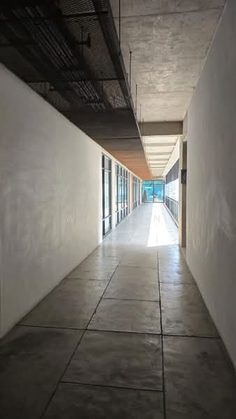 Pejabat untuk Disewa di Petaling Jaya (Selangor) - Winson Lum - Corridor - PropertyGuru.com.my