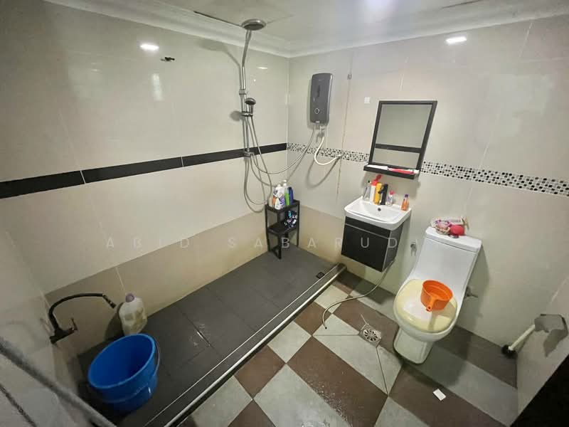 Rumah Teres 2 Tingkat untuk Dijual di Taman Zooview (Ulu Kelang) - Abid Sabarudin - Bathroom - PropertyGuru.com.my