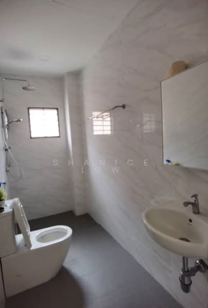 2-storey Terraced House for Sale in Taman Puchong Hartamas (Puchong) - Shanice Low - Bathroom - PropertyGuru.com.my