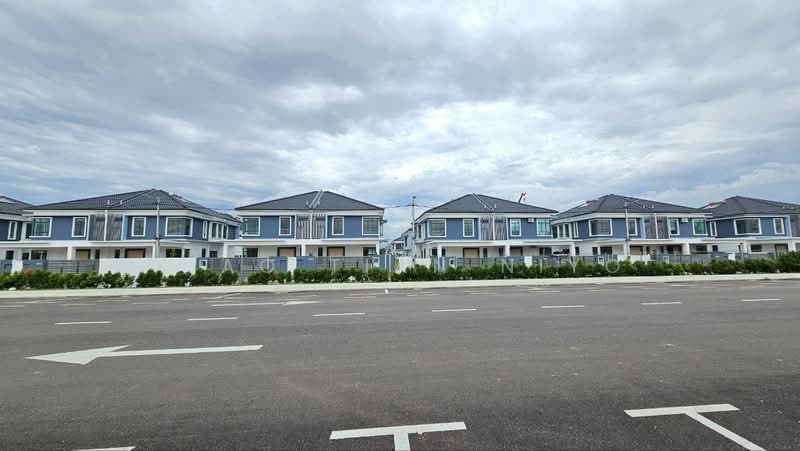 Kedai untuk Disewa di Taman Kluang Perdana (Kluang) - Xiao Tian Niyo - Exterior - PropertyGuru.com.my