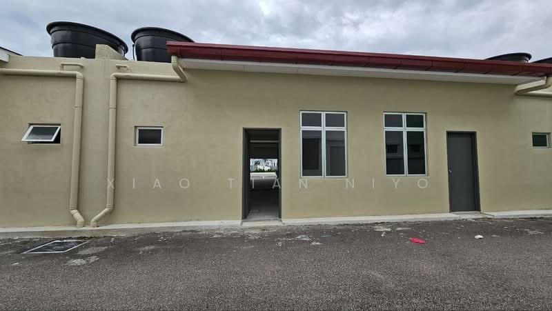 Kedai untuk Disewa di Taman Kluang Perdana (Kluang) - Xiao Tian Niyo - Exterior - PropertyGuru.com.my