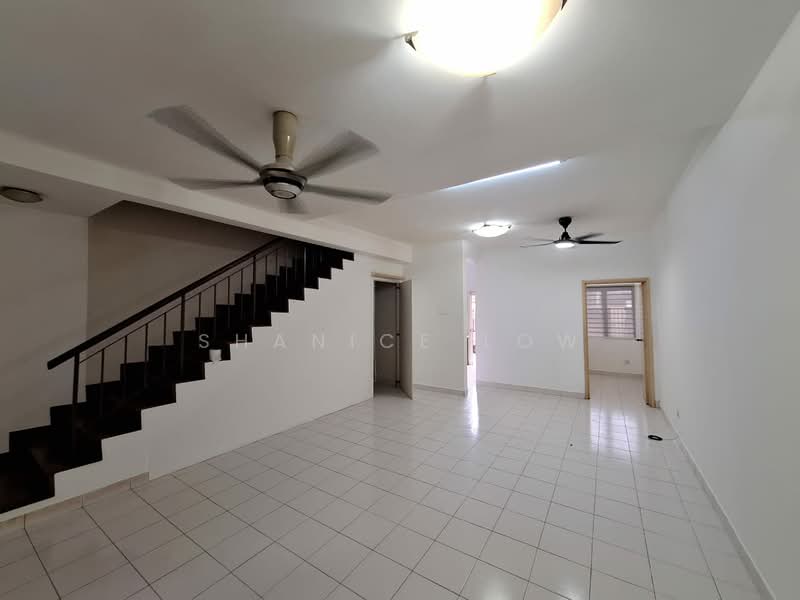 2-storey Terraced House for Sale in Taman Puchong Hartamas (Puchong) - Shanice Low - Living Room - PropertyGuru.com.my