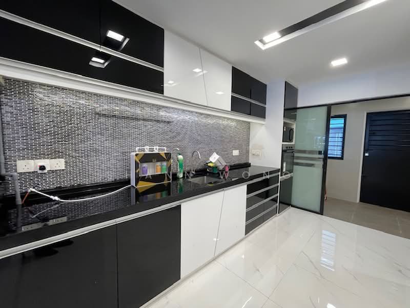 3-storey Terraced House for Rent in Lake Fields (Sungai Besi) - Shann Wong - Kitchen - PropertyGuru.com.my