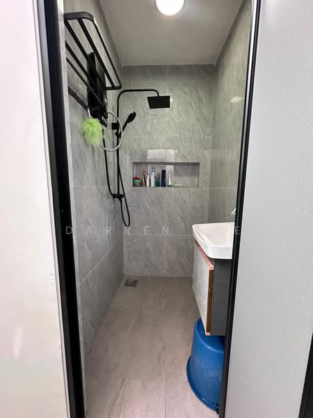 Rumah Teres 1 Tingkat untuk Dijual di Tanjung Tokong (Penang) - Darren Lye - Bathroom - PropertyGuru.com.my