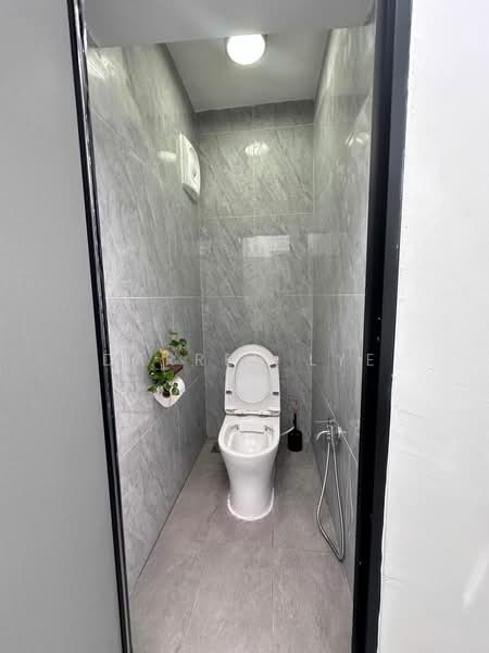 Rumah Teres 1 Tingkat untuk Dijual di Tanjung Tokong (Penang) - Darren Lye - Bathroom - PropertyGuru.com.my