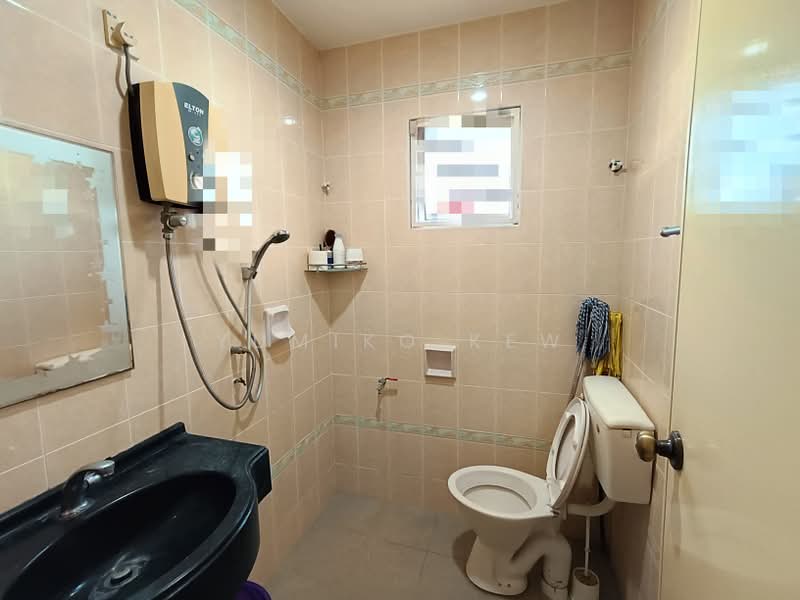 2-storey Terraced House for Sale in Taman Segar Perdana (Cheras) - Yumiko Kew - Bathroom - PropertyGuru.com.my