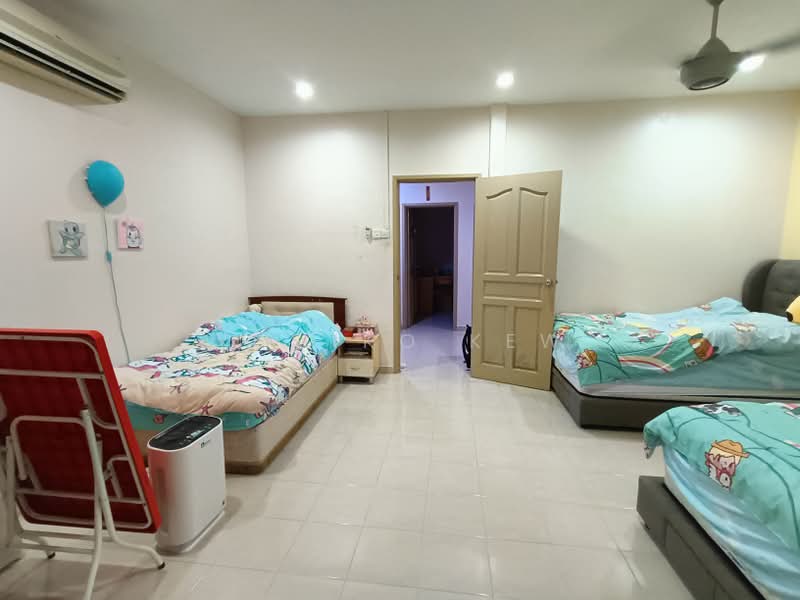 2-storey Terraced House for Sale in Taman Segar Perdana (Cheras) - Yumiko Kew - Bedroom - PropertyGuru.com.my