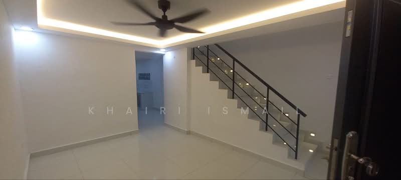 Rumah Teres 2 Tingkat untuk Disewa di Taman Johor Jaya (Johor Bahru) - Khairi Ismail - Interior - PropertyGuru.com.my
