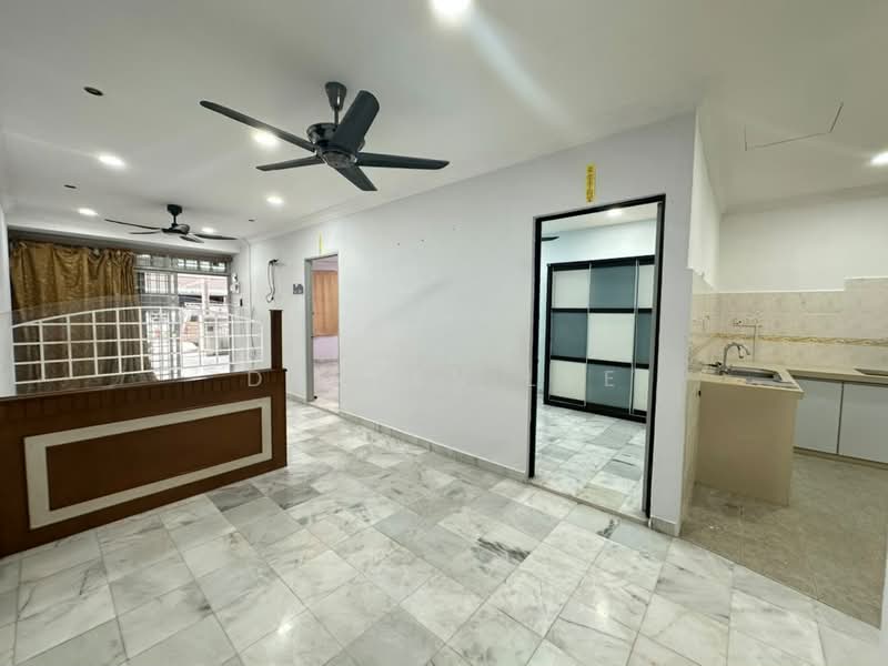 Rumah Teres 1 Tingkat untuk Dijual di Taman Impian Indah (Bukit Mertajam) - Darren Lye - Living Room - PropertyGuru.com.my