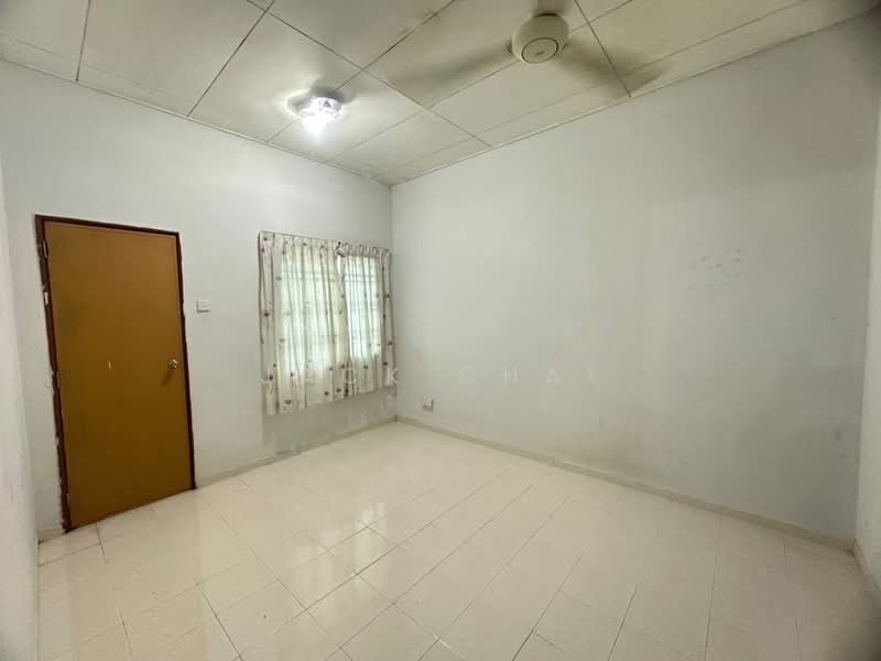 2-storey Terraced House for Sale in Bandar Indahpura (Kulai) - Jack Chai - PropertyGuru.com.my