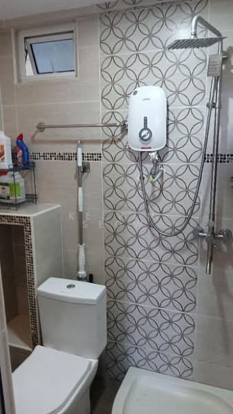 Apartment for Rent at Mutiara Heights - Kelvin Seow - Bathroom - PropertyGuru.com.my